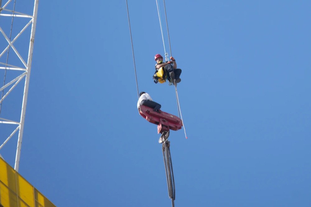 Teen Rescued After Dangling 36 Stories High on Jerusalem Crane for 7 Hours Jerusalem kid rescue